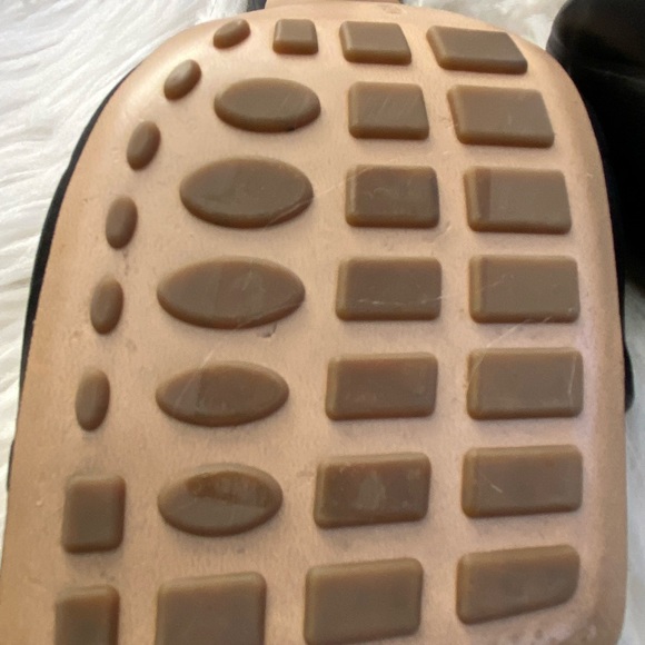 Bottega Veneta Lido Mules - Picture 11 of 11